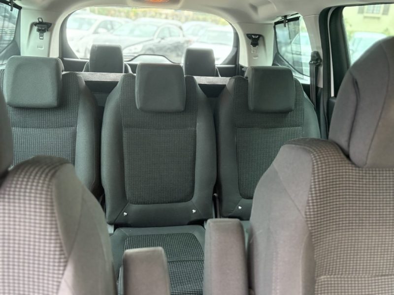 PEUGEOT 5008 1.6 HDI 120CV ALLURE 