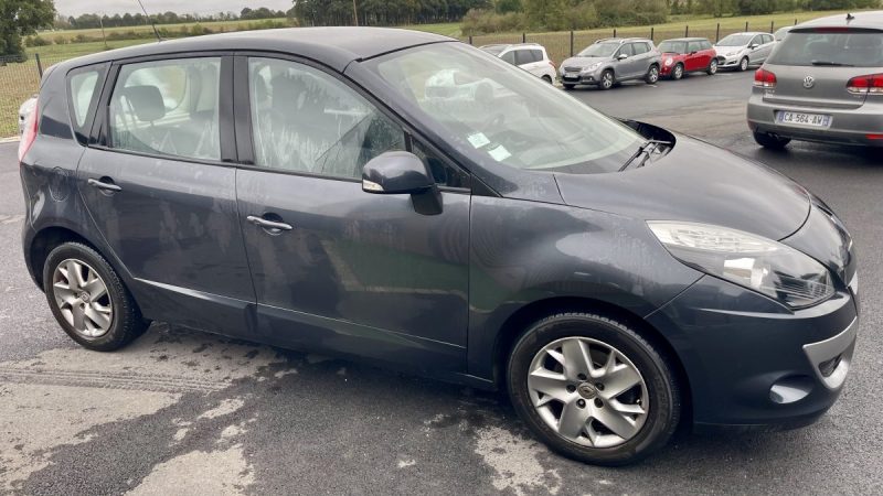 RENAULT SCENIC SCENIC III 1.6 130 ENERGY  2011