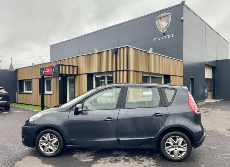 RENAULT SCENIC SCENIC III 1.6 130 ENERGY  2011
