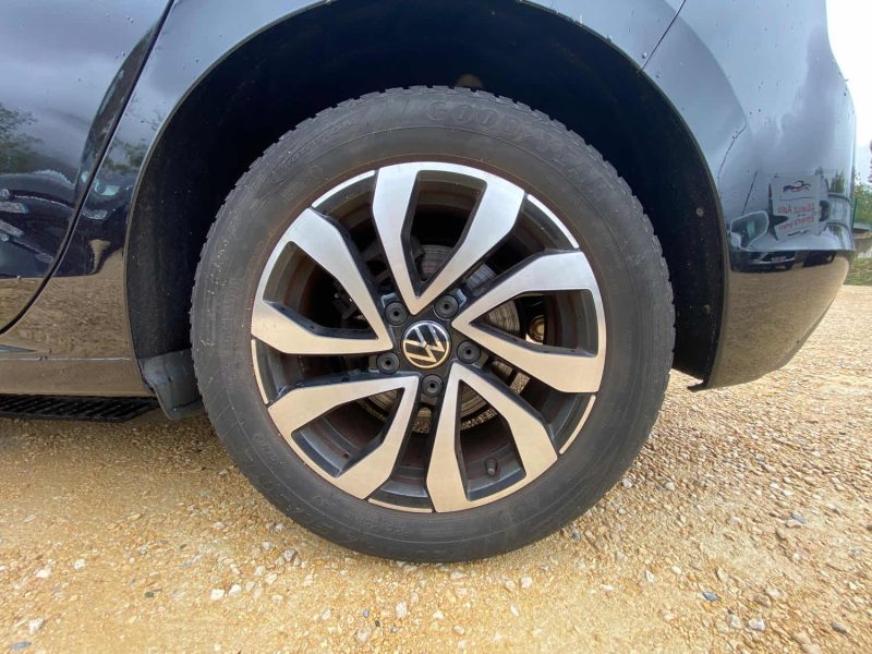 VOLKSWAGEN Golf 8 - 1.5 Tsi Active 130ch essence 