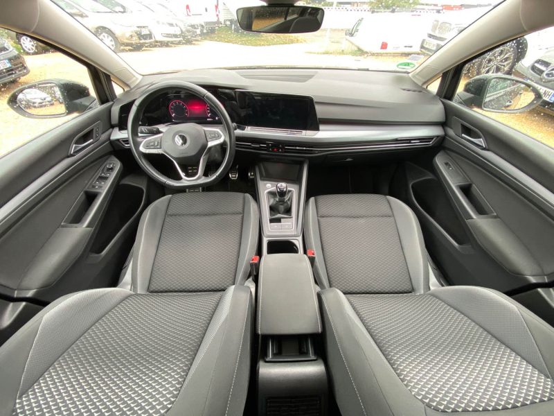VOLKSWAGEN Golf 8 - 1.5 Tsi Active 130ch essence 