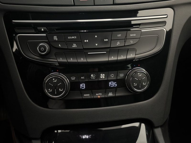 PEUGEOT 508 2.0 HDI HYBRID4 2.0 HDI 163+37CV ELECTRIC FELINE 2014