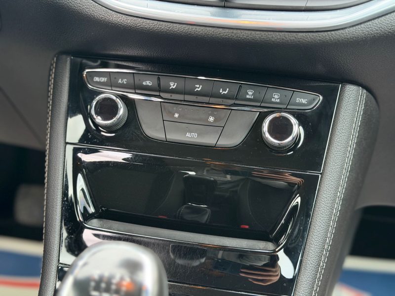 OPEL ASTRA 1.4 TURBO 125 CH INNOVATION - 1ère Main - GPS - CarPlay - Révisée & Garantie 6 Mois