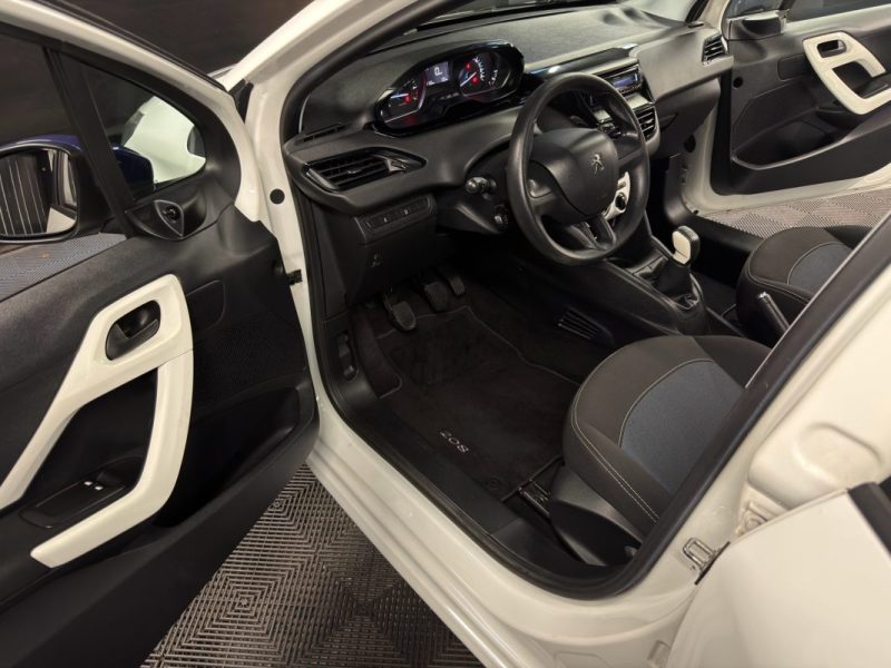 PEUGEOT 208 1.0 68 Cv 5 PORTES 66.900 KMS - CRIT AIR 1 / CLIMATISATION - GARANTIE 12 MOIS NATIONALE