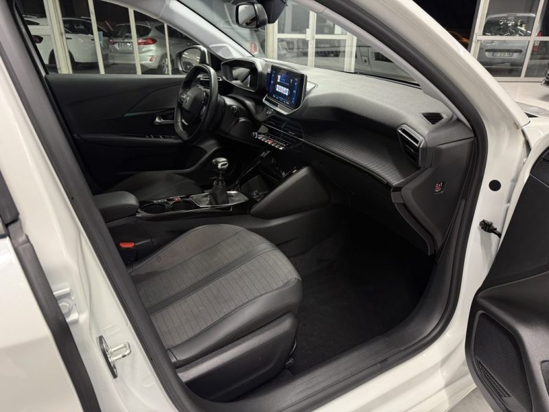 PEUGEOT 208 II 1.5 BlueHDi 100 ch Allure / CARPLAY / JANTES ALU / LED