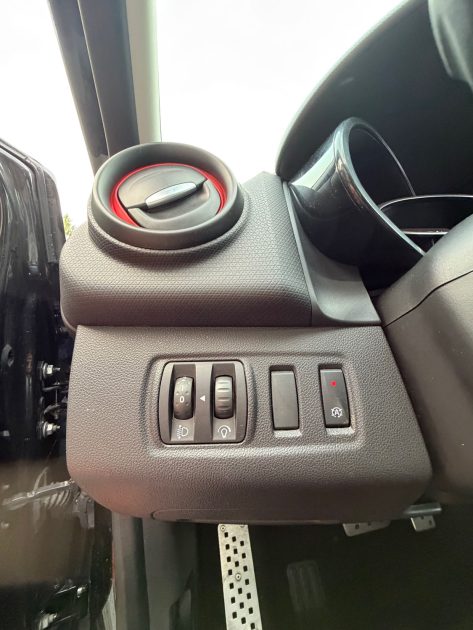 RENAULT CLIO IV RS 1.6 200CH EDC6 CUP - SIÈGES CHAUFFANTS - CAMÉRA - RS MONITOR 