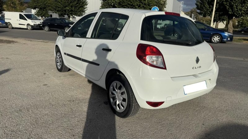 RENAULT CLIO III phase 2 1.5 DCI 70cv 