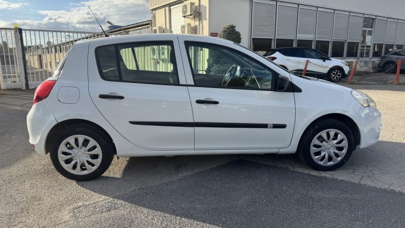 RENAULT CLIO III phase 2 1.5 DCI 70cv 