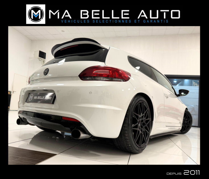 VOLKSWAGEN SCIROCCO R 2.0 TSI 265 DSG6 2013 - carnet complet - Xenon GPS Dynaudio JA18 - 315 euros