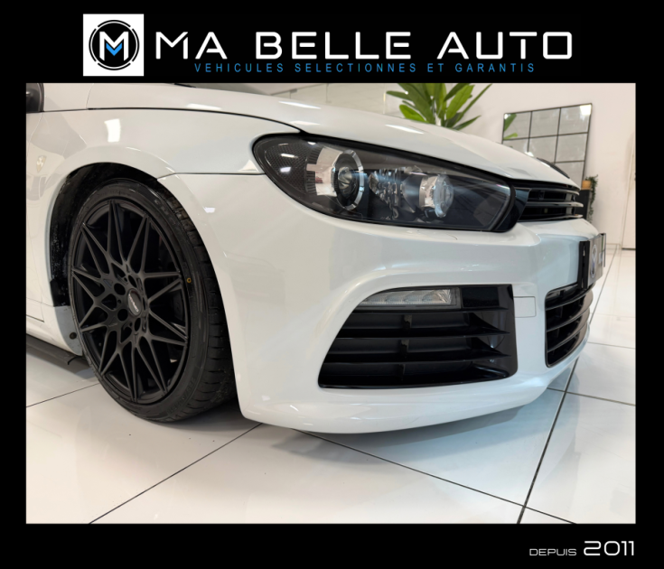 VOLKSWAGEN SCIROCCO R 2.0 TSI 265 DSG6 2013 - carnet complet - Xenon GPS Dynaudio JA18 - 315 euros