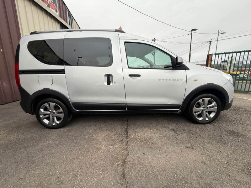 DACIA DOKKER STEPWAY 1.2I TCE - 16V TURBO 115CV 2016
