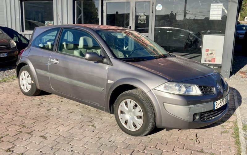Renault MEGANE II Coupé 1.9L dCi 130cv Expression / Révisee&Garantie