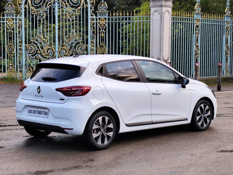 RENAULT CLIO V V 1.6 E TECH FULL HYBRID 145 EVOLUTION 2023