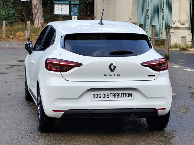 RENAULT CLIO V V 1.6 E TECH FULL HYBRID 145 EVOLUTION 2023