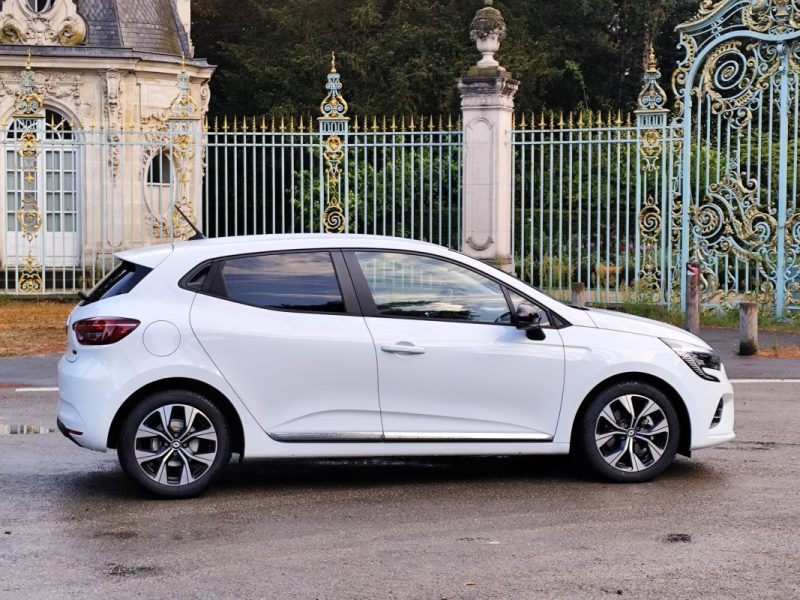 RENAULT CLIO V V 1.6 E TECH FULL HYBRID 145 EVOLUTION 2023