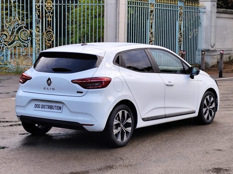 RENAULT CLIO V V 1.6 E TECH FULL HYBRID 145 EVOLUTION 2023