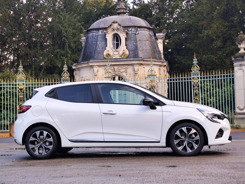 RENAULT CLIO V V 1.6 E TECH FULL HYBRID 145 EVOLUTION 2023