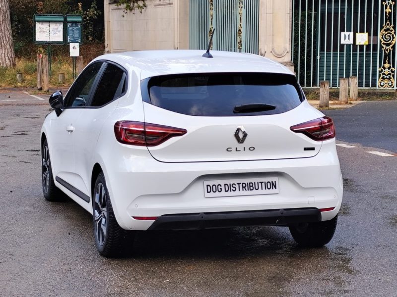 RENAULT CLIO V V 1.6 E TECH FULL HYBRID 145 EVOLUTION 2023