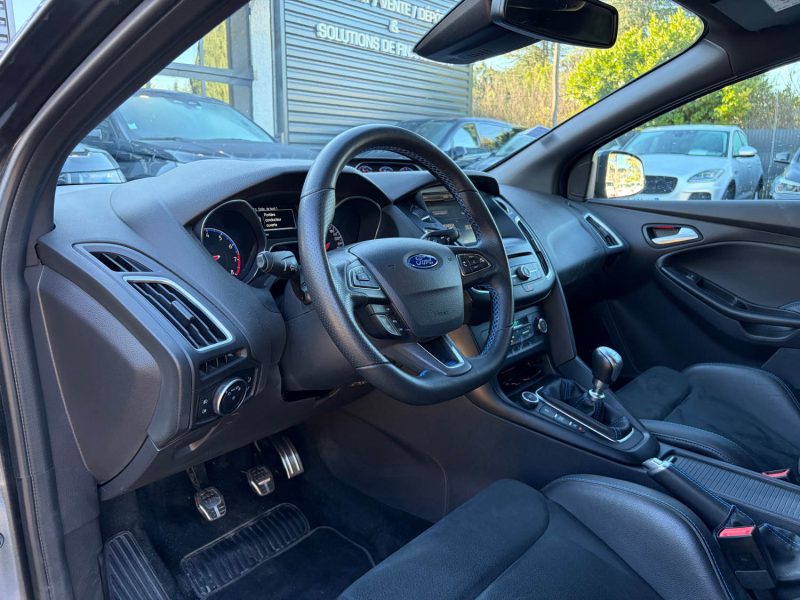 FORD FOCUS RS MK3 2.3 / RECARO / SUIVI COMPLET / 1ERE MAIN/