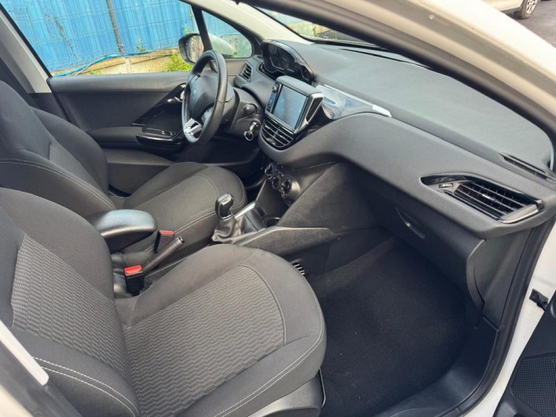 PEUGEOT 208 1.6 HDI 75CV S&S ACTIVE BUSINESS 