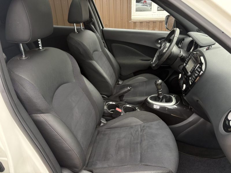 NISSAN JUKE 1.2 DIG T 115 cv TEKNA Caméra 360°/ Toit ouvrant / GPS 