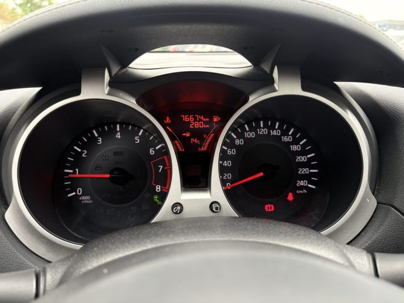 NISSAN JUKE 1.2 DIG T 115 cv TEKNA Caméra 360°/ Toit ouvrant / GPS 