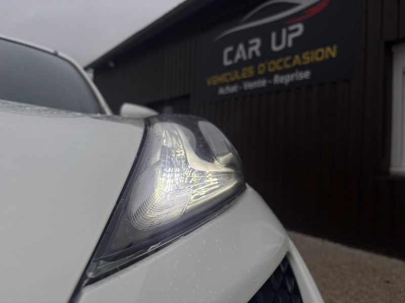 NISSAN JUKE 1.2 DIG T 115 cv TEKNA Caméra 360°/ Toit ouvrant / GPS 
