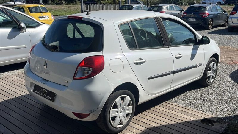 RENAULT CLIO III 1.5 75CV PACK CLIM