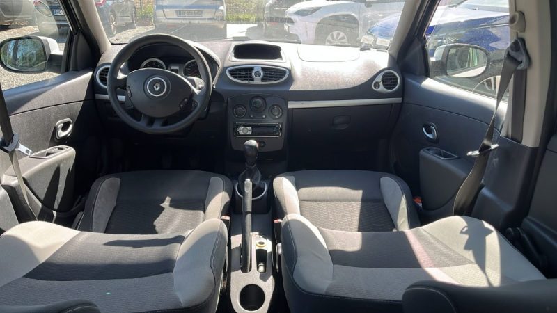 RENAULT CLIO III 1.5 75CV PACK CLIM