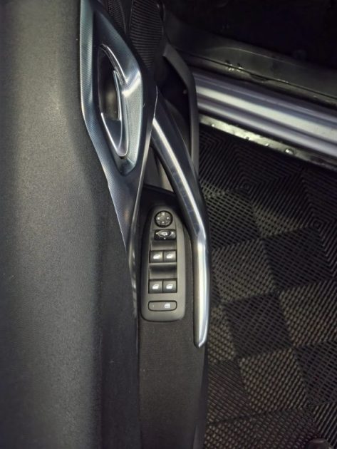 PEUGEOT 2008 1.6 e-HDI 92CV ALLURE 