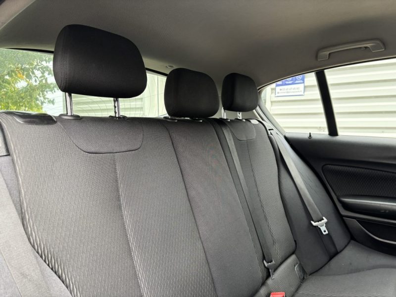 BMW SERIE 1 118D - LOUNGE 2011
