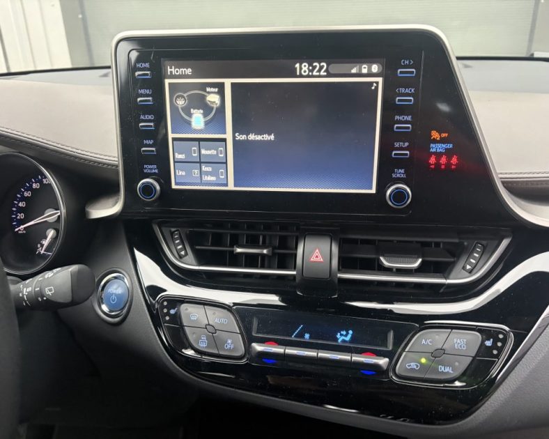 Toyota C-HR 2.0 Hybride 184ch Distinctive 2020 — 1ère main - CT vierge- Entretien COMPLET