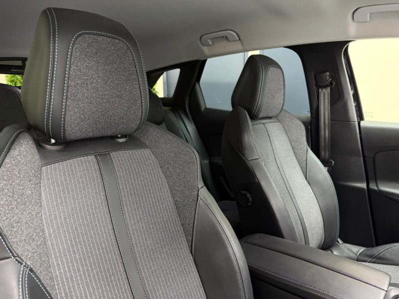 PEUGEOT 3008 II 1.5 BLUE HDI 130 ALLURE EAT8 PH2 2023