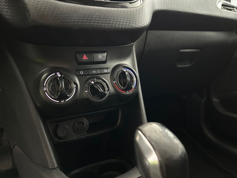 PEUGEOT 208 STYLE 1.2 VTI 82 
