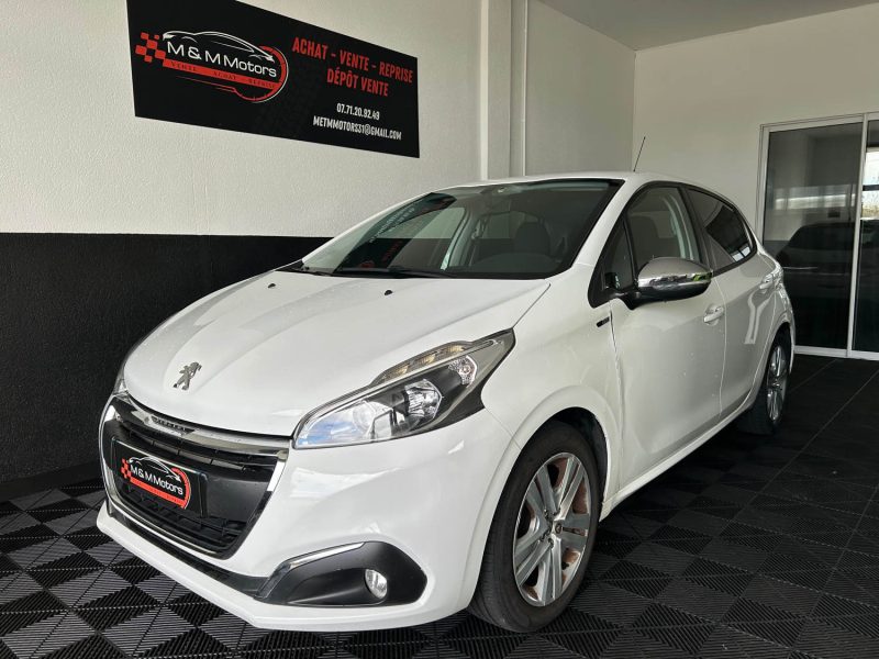 PEUGEOT 208 STYLE 1.2 VTI 82 