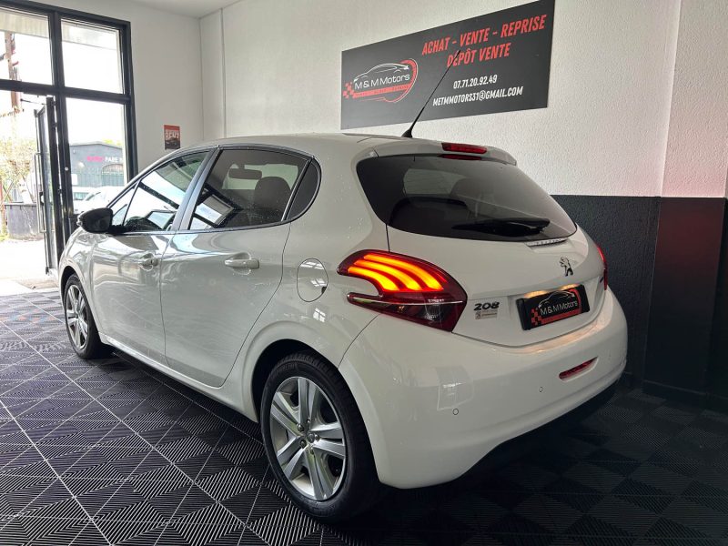 PEUGEOT 208 STYLE 1.2 VTI 82 