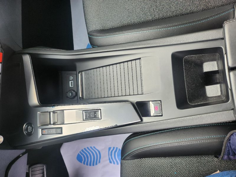 PEUGEOT 308 III BLUEHDI 130 2022