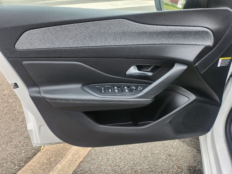PEUGEOT 308 III BLUEHDI 130 2022