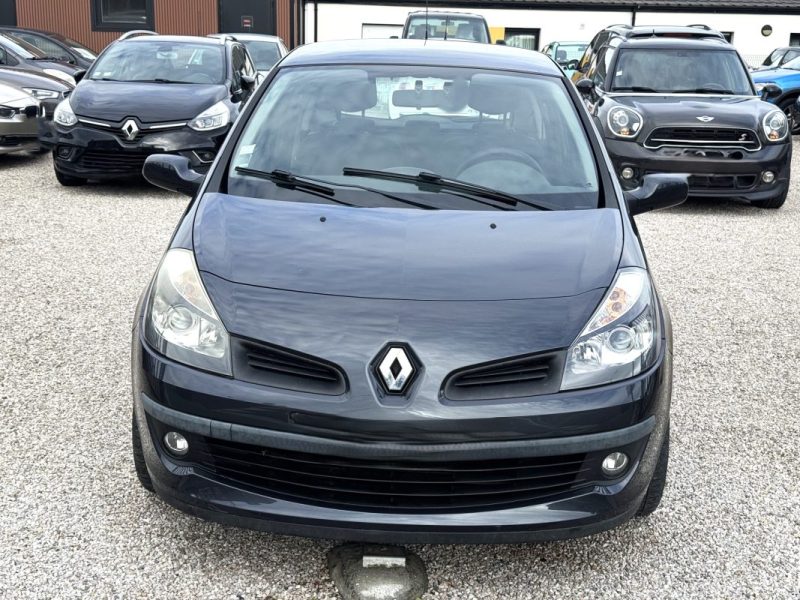 RENAULT CLIO III 1.5 DCI 70CV 3 PORTES
