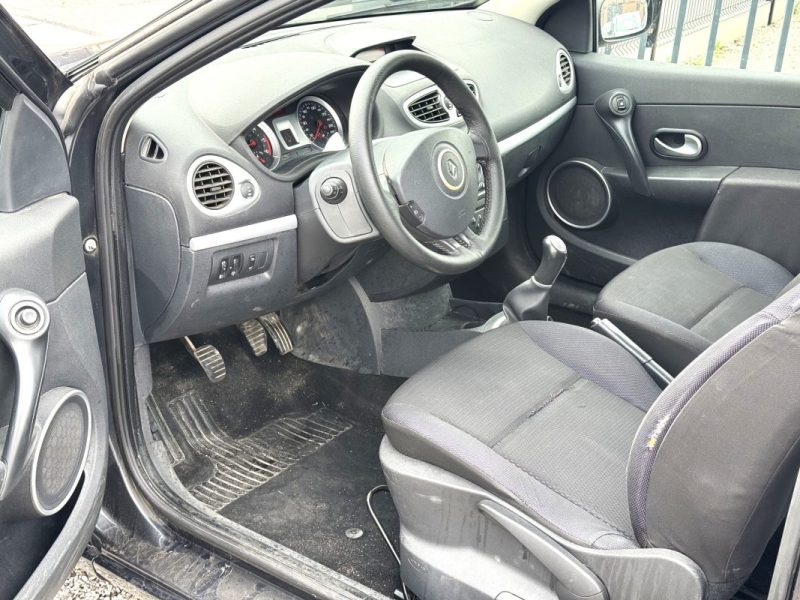 RENAULT CLIO III 1.5 DCI 70CV 3 PORTES