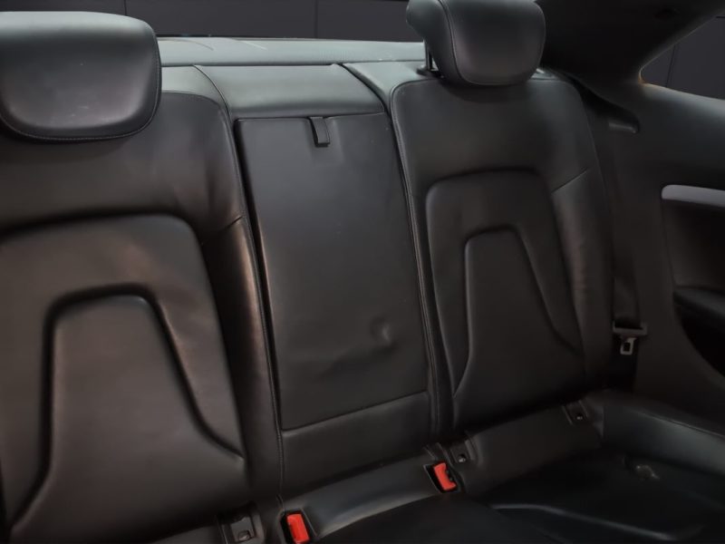 AUDI A5 COUPE 3.0 TDI 240 S-LINE QUATTRO + PACK HIVER