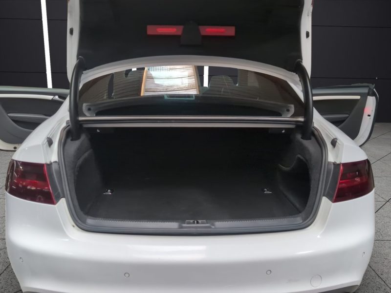 AUDI A5 COUPE 3.0 TDI 240 S-LINE QUATTRO + PACK HIVER
