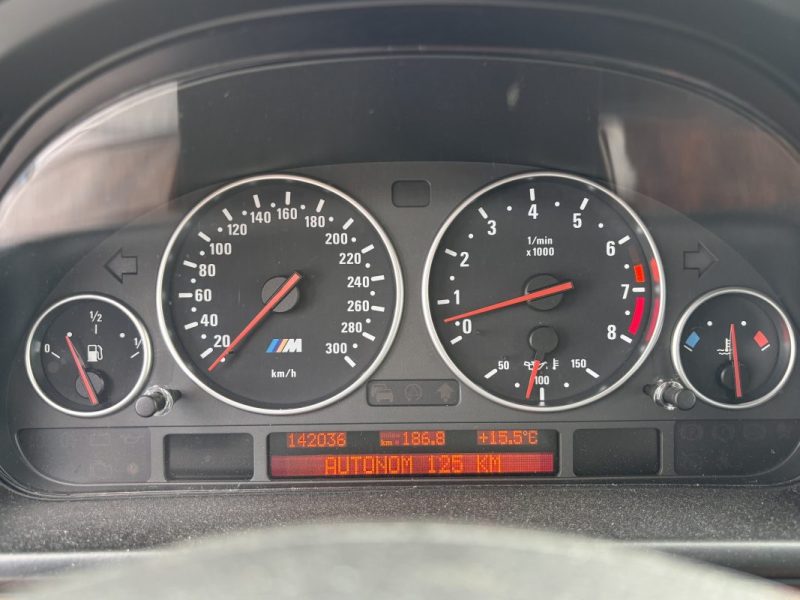 BMW M5 1999