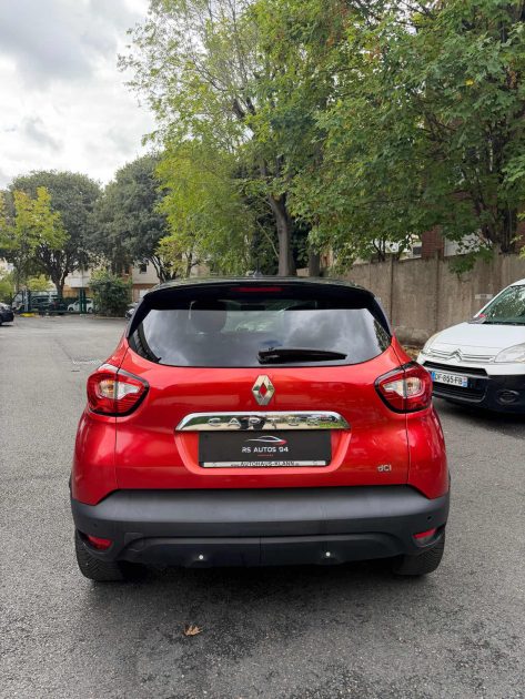 Renault Captur Helly Hansen 1.5 dCi 90 EDC eco2, berline.