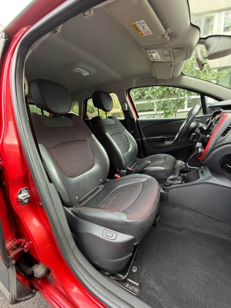 Renault Captur Helly Hansen 1.5 dCi 90 EDC eco2, berline.