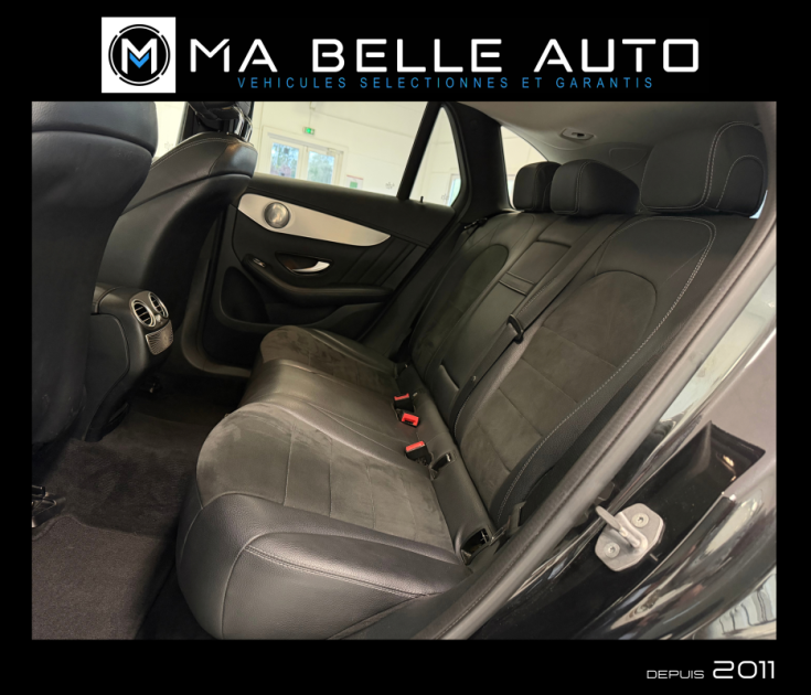 MERCEDES GLC 220D AMG LINE 9G-TRONIC 4MATIC / Toit Pano Attelage élec. GPS Camera Carplay JA19 