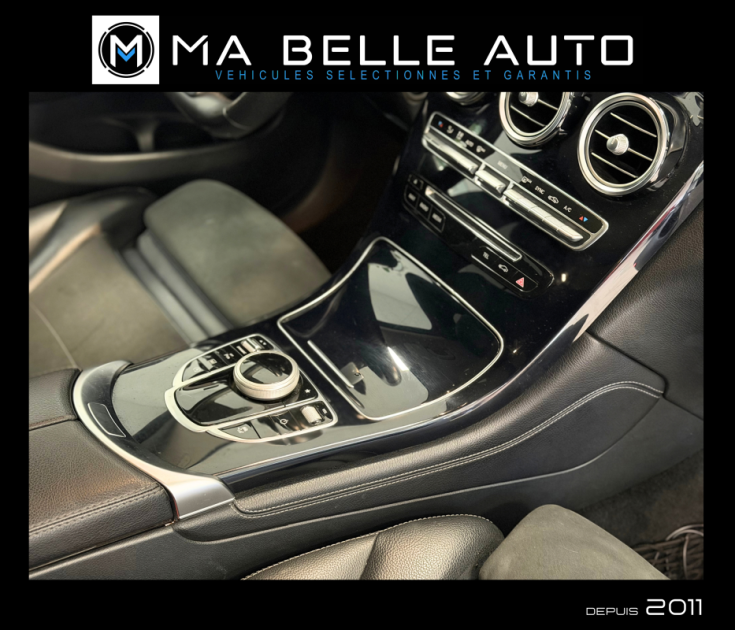MERCEDES GLC 220D AMG LINE 9G-TRONIC 4MATIC / Toit Pano Attelage élec. GPS Camera Carplay JA19 