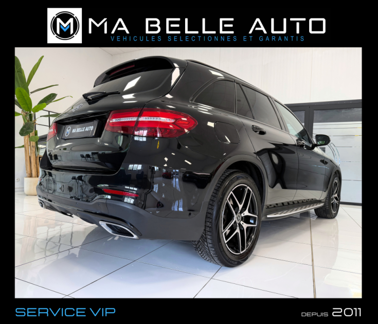MERCEDES GLC 220D AMG LINE 9G-TRONIC 4MATIC / Toit Pano Attelage élec. GPS Camera Carplay JA19 