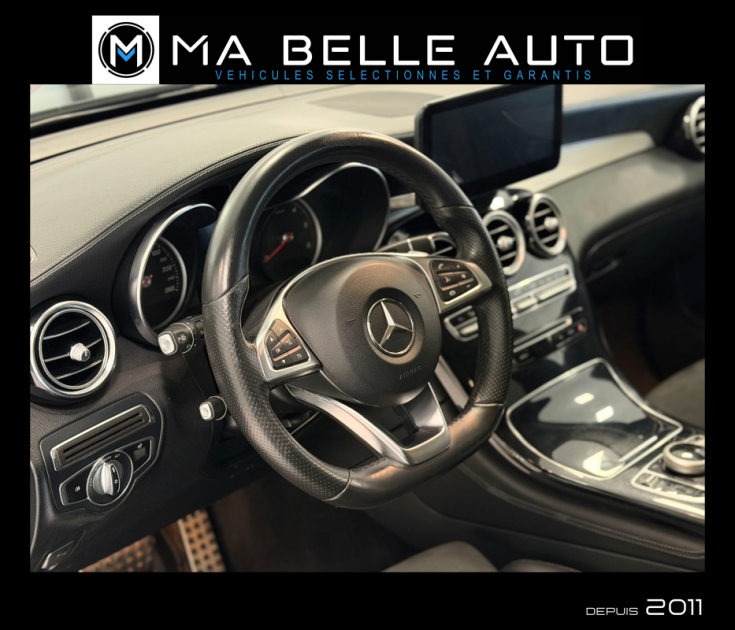 MERCEDES GLC 220D AMG LINE 9G-TRONIC 4MATIC / Toit Pano Attelage élec. GPS Camera Carplay JA19 