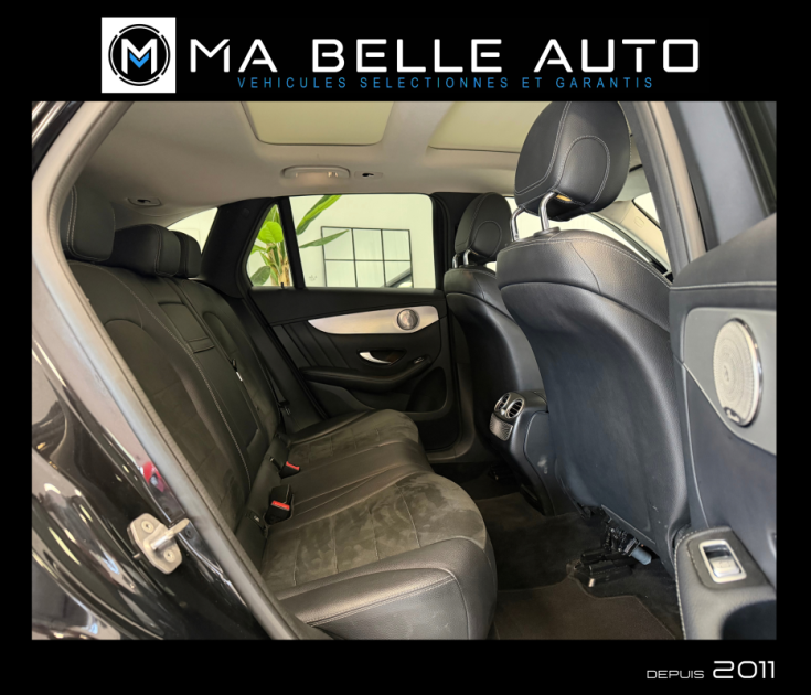 MERCEDES GLC 220D AMG LINE 9G-TRONIC 4MATIC / Toit Pano Attelage élec. GPS Camera Carplay JA19 